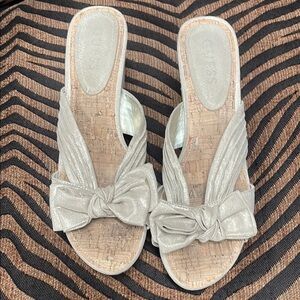 Guess Cream and Gold Slide Sandals with Bow Detail